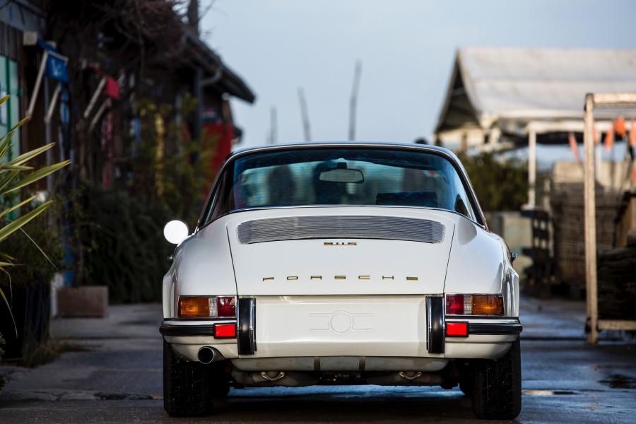 Porsche 911 S 2.2 Targa (911) 1969 года  (фото 33 из 42)
